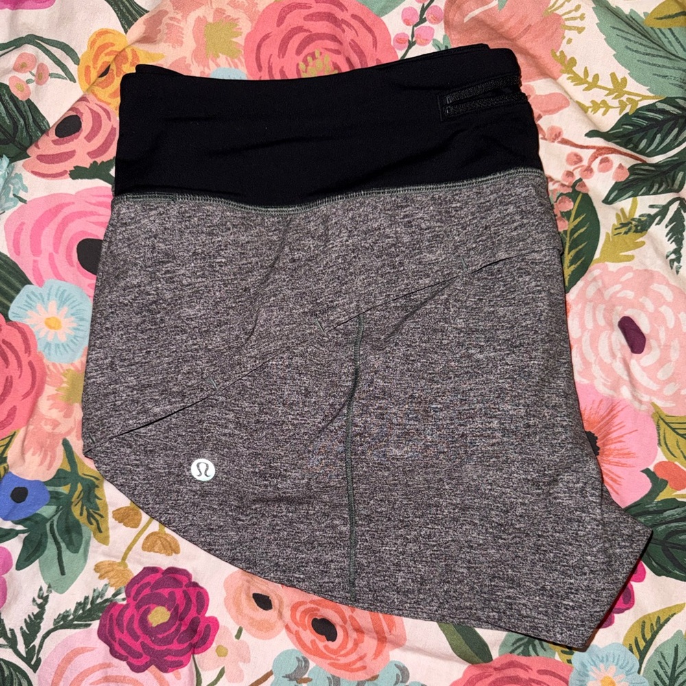 Black and grey lululemon speed up shorts